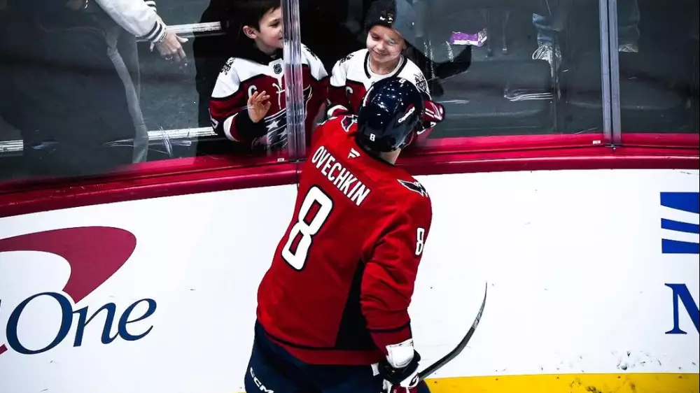 Овечкин снова обошел Гретцки, установив новый рекорд