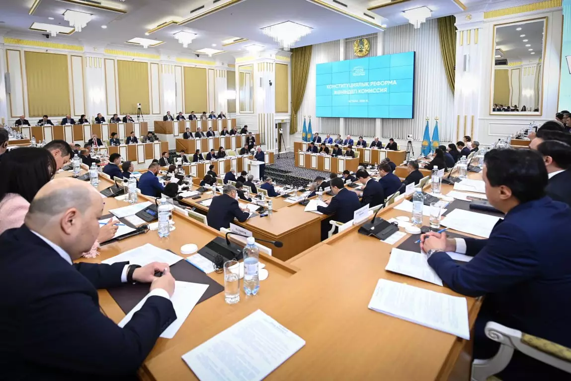 Динара Закиева рассказала о ключевых изменениях в разделе Конституции о правах человека