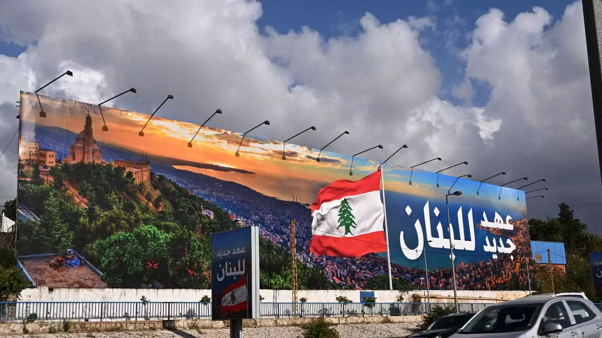 Законодатели сомневаются, достаточно ли быстро США действуют, чтобы использовать ослабленное состояние "Хезболлы".