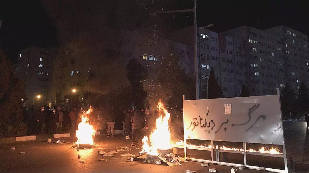 Иран теряет 1,56 миллиона долларов каждый час из-за ограничений на доступ в интернет на фоне экономического кризиса, сообщает аналитик.