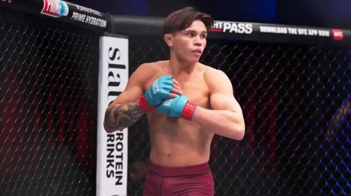 UFC Асу Алмабаевты алмастыратын спортшыны атады