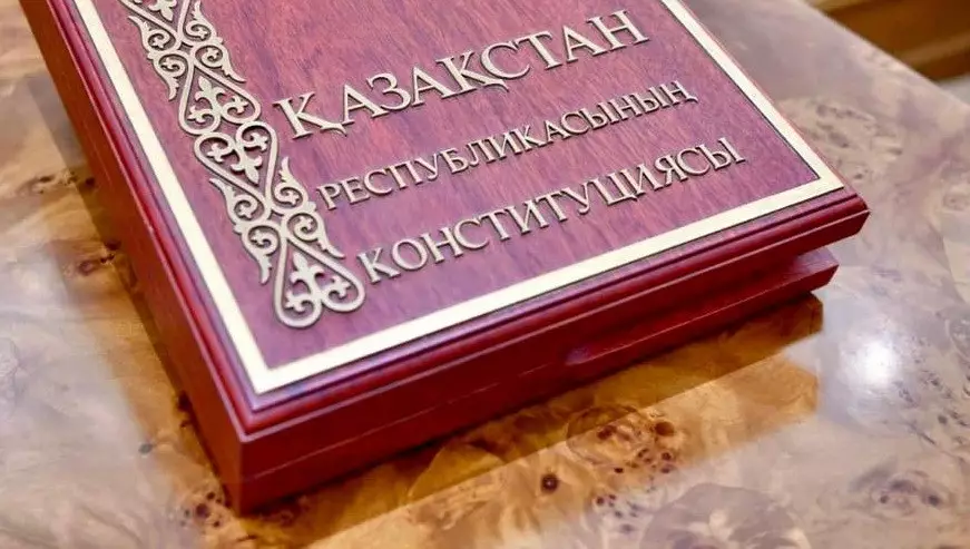 Депутат: “Президентке артық өкілет берілетіндей жаңа норма қосылған жоқ“