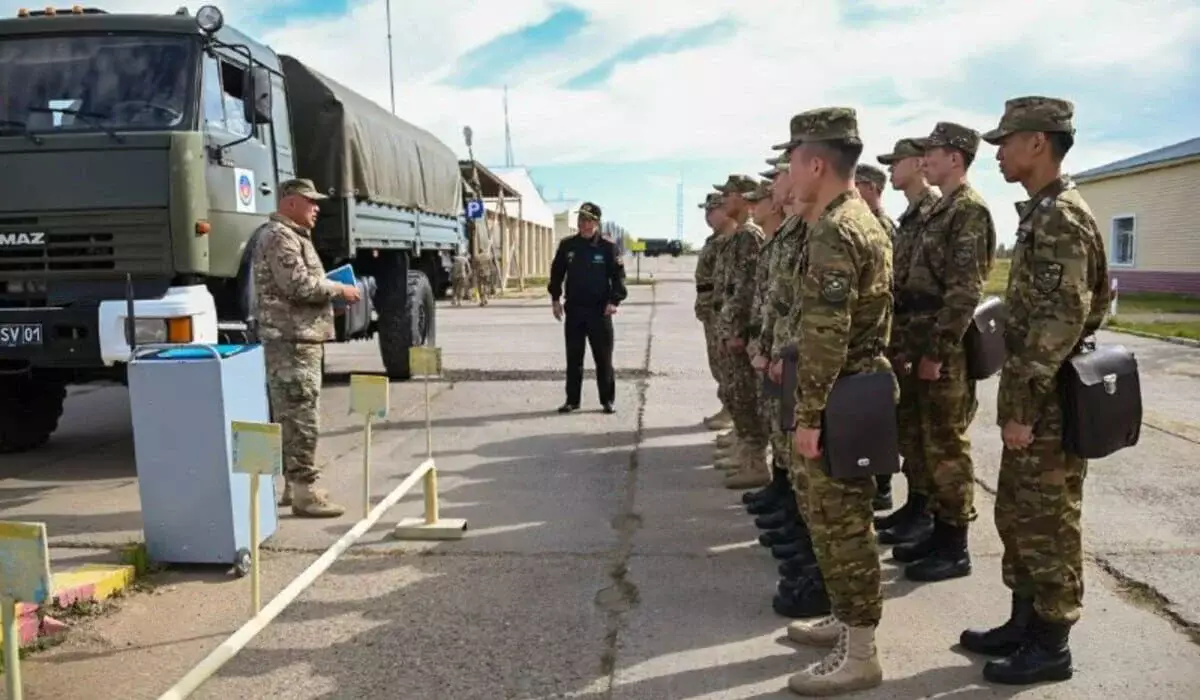 Сколько офицеров запаса призовут и куда направят в Казахстане в 2026 году