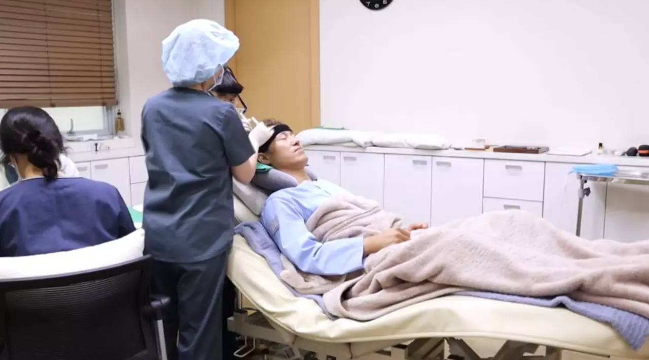 Оңтүстік Кореяда алопецияны мемлекет есебінен емдеу ұсынылды