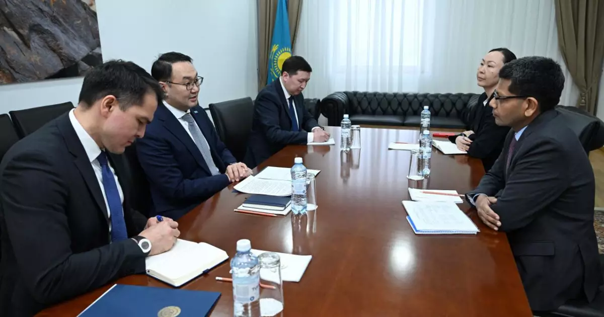   Қазақстан мен Азия даму банкінің бағыт-бағдарын талқыланды   