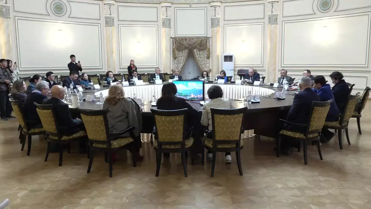 Алматылық сарапшылар конституциялық реформаны қолдады