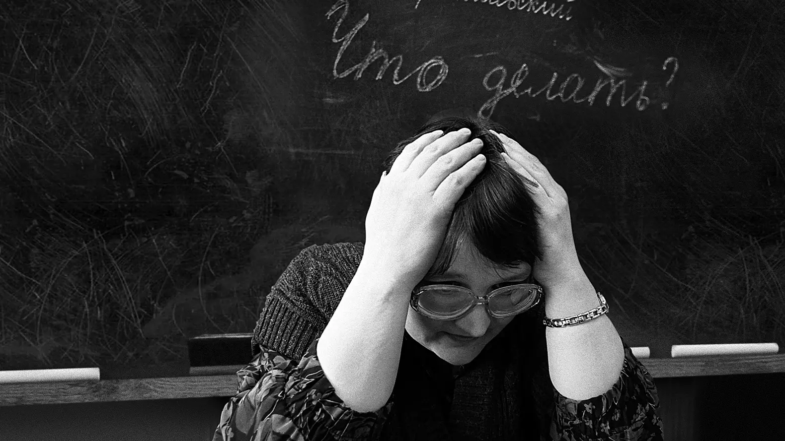 "Мұғалім айтқаныма көнбеді" деген әкімдер ізімізге шам алып түсуде" дейді белсенді ұстаз