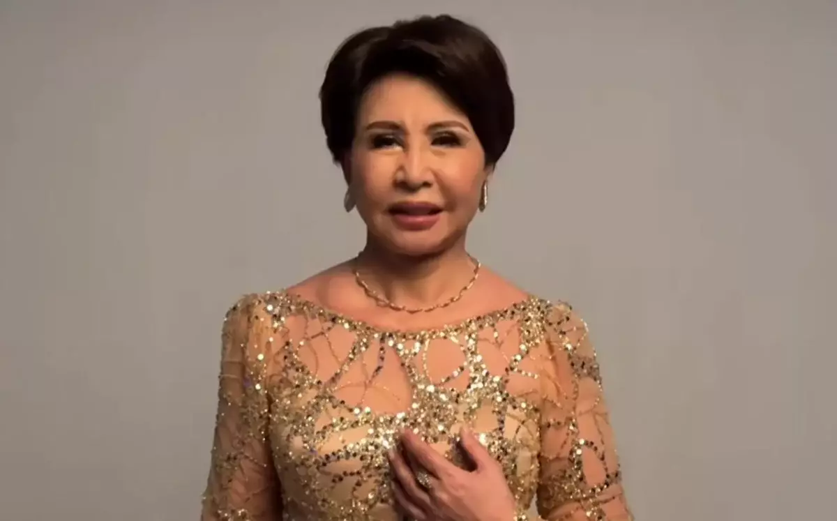 Роза Рымбаева собрала второй аншлаг на юбилейном концерте