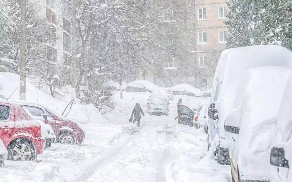 Синоптики прогнозируют снег и метель в Астане