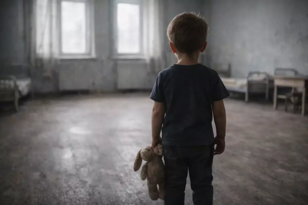 Грустная статистика: казахстанцы возвращают усыновленных детей в детдома