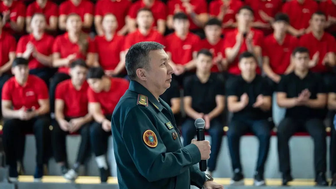 «Дала Қырандары» алаңында жастар мен Ұлттық ұлан арасында ашық диалог өтті