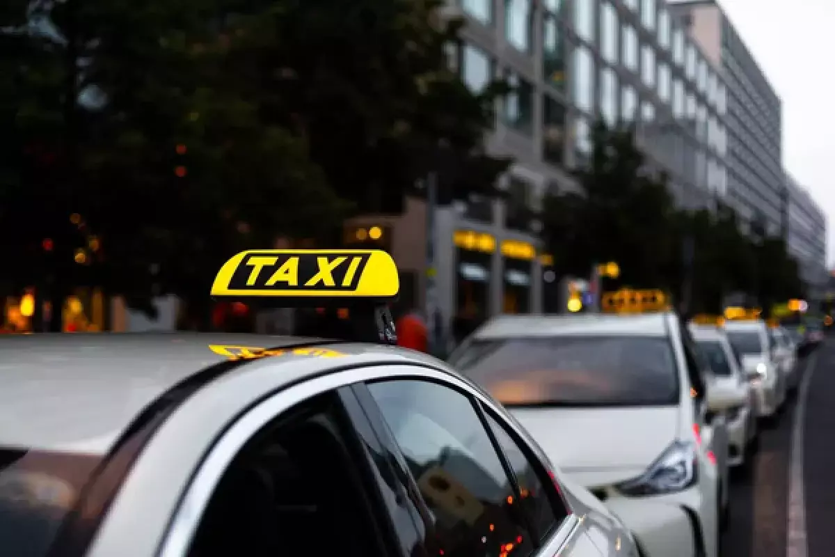 Инватакси по-новому: что изменилось для пассажиров в Астане и Алматы