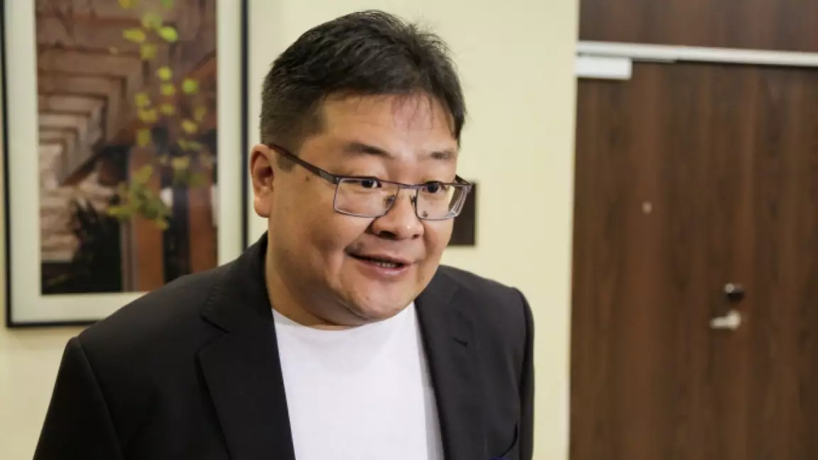 «Қара тізім» дауы: Айдос Сарым не деді?