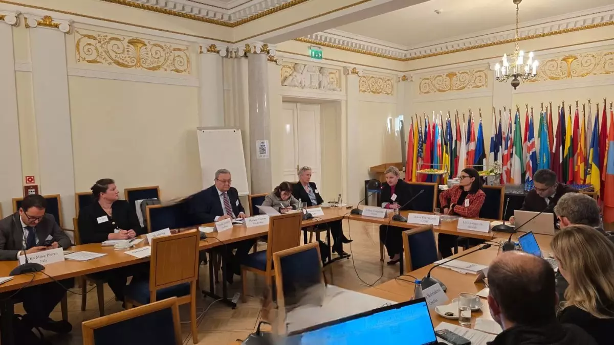 Проект Конституции Казахстана презентовали в офисе БДИПЧ ОБСЕ