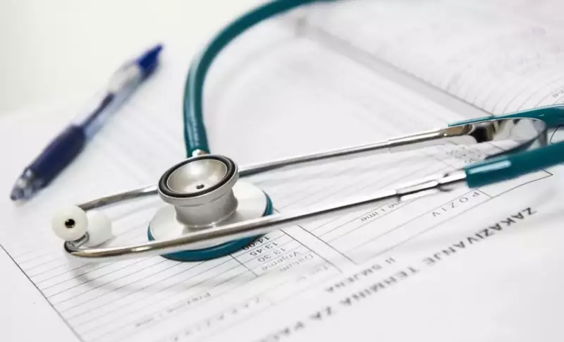 Около 400 медучреждений закрыли в Казахстане из-за нарушений