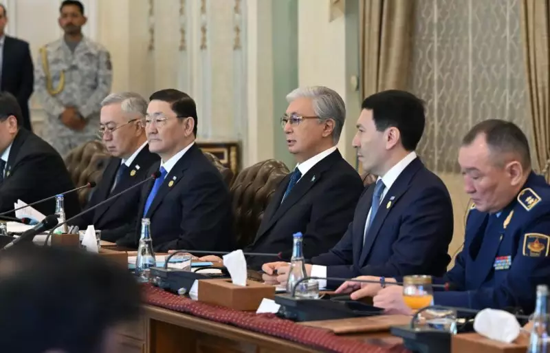 Надежные партнеры, исторический рубеж: о чем говорили Токаев и Шахбаз Шариф