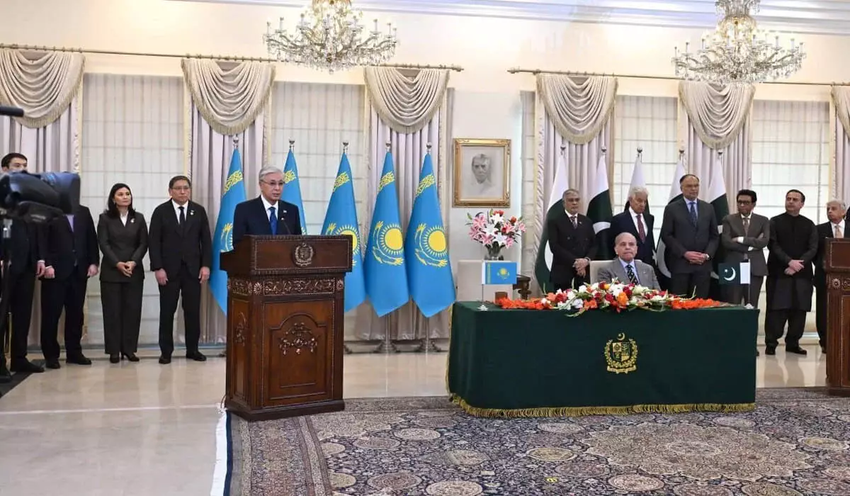 Токаев рассказал, какие соглашения подписали Казахстан и Пакистан