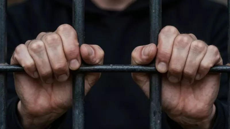 Казахстанцев отправили за решетку в России за организацию незаконной миграции