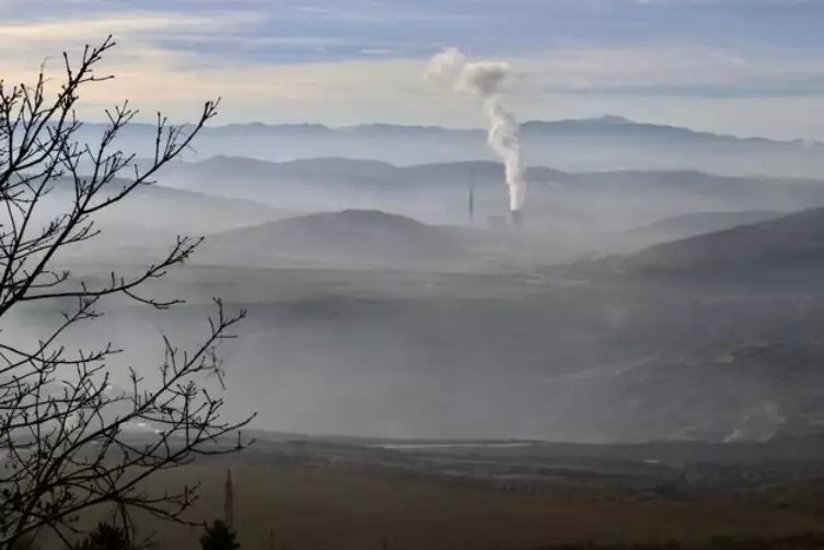 Густой смог в Усть-Каменогорске: почему зимой город "тонет" в дыму
