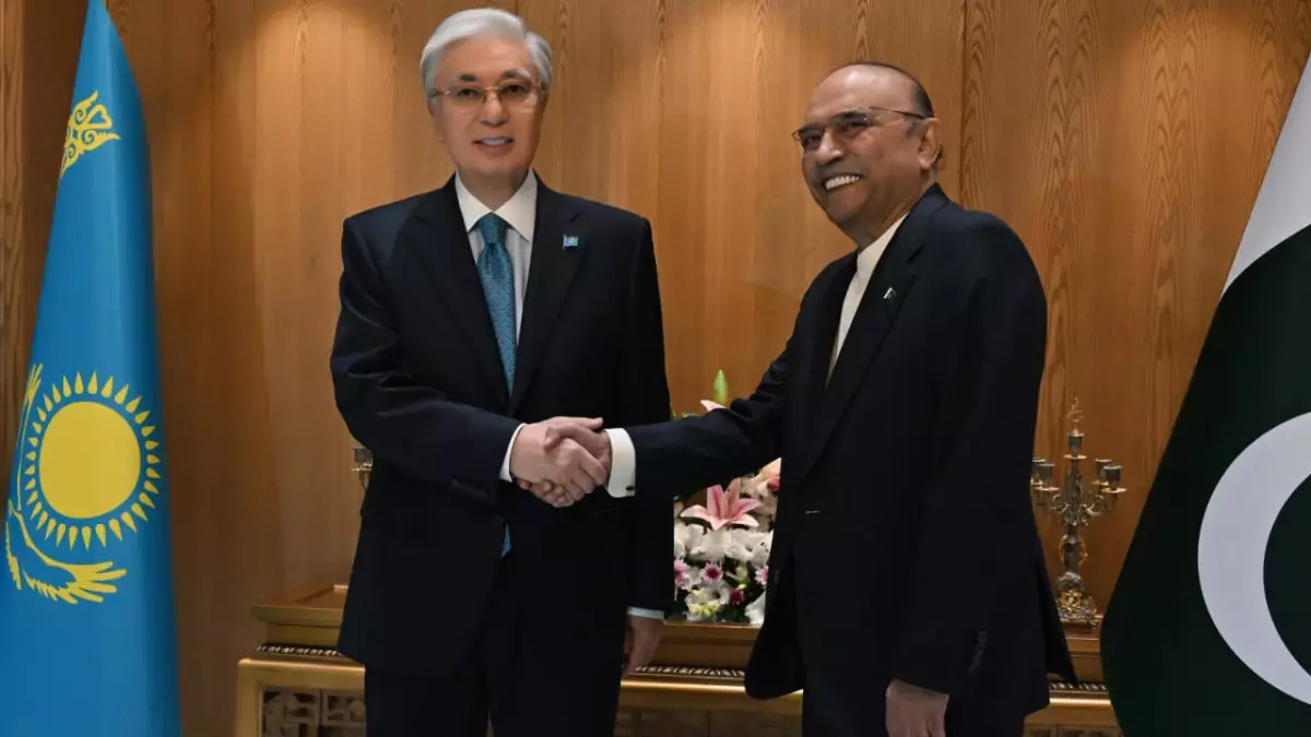 Мемлекет басшысы Пәкістан Президенті Асиф Али Зардаримен келіссөз жүргізді