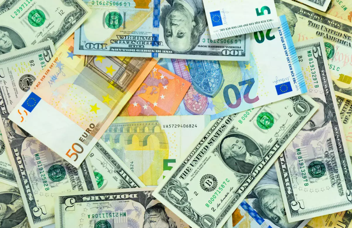 Курс валют на 5 февраля 2026