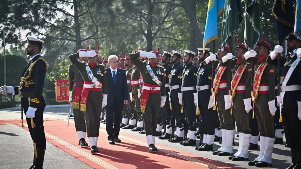 Тоқаев Пәкістан еліне мемлекеттік сапармен барды