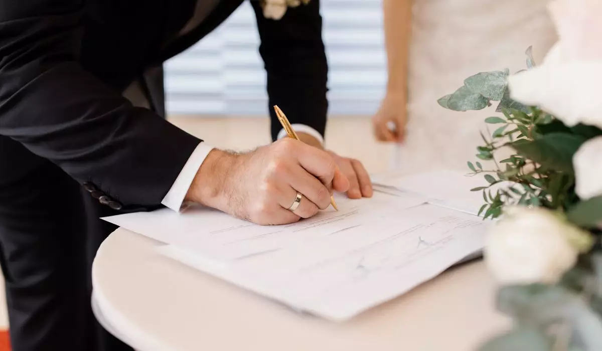 14 жастан рұқсат: Украина кәмелетке толмағандардың үйленуіне жаңа ережелер әзірлеп жатыр