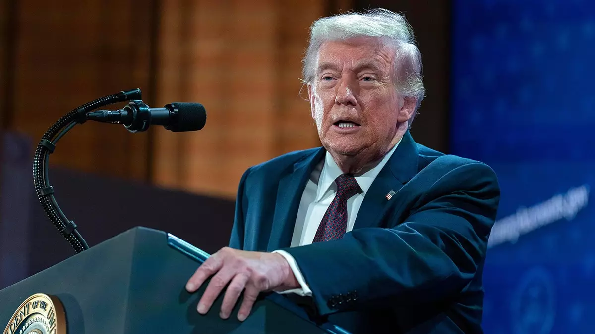 Трамп заявил, что ужесточение миграционной политики требует «более мягкого подхода» при «жесткой» позиции после смертельных перестрелок в Миннеаполисе.