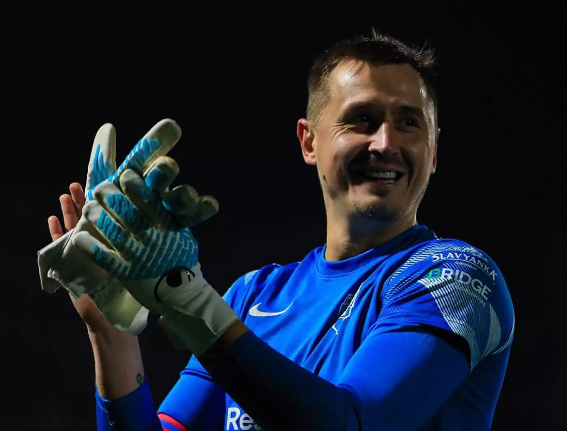 Вратарь сборной Казахстана стал героем матча в Европейском чемпионате