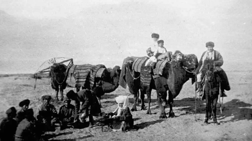 “Қазақ“ и “казах“. О самоназвании народа и переименовании страны, случившемся ровно 90 лет назад