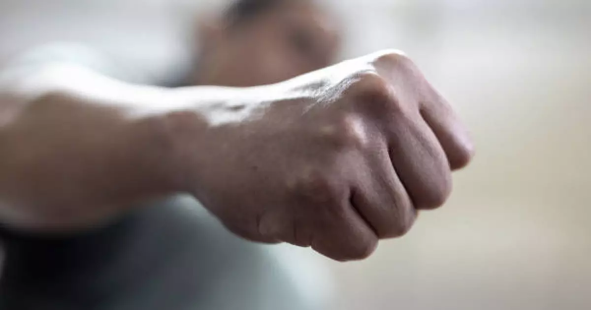  «Мен адам болмаймын деп айтатын»: Талдықорғанда әкесі сабаған баланың анасы күйеуі туралы бар шындықты айтып берді 