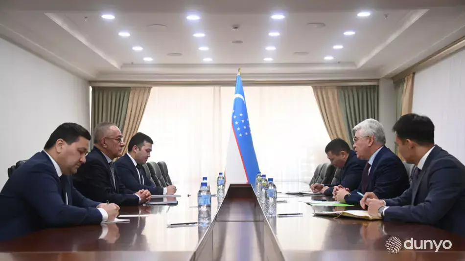 Спецпредставитель президента Узбекистана и посол Казахстана обсудили сотрудничество.