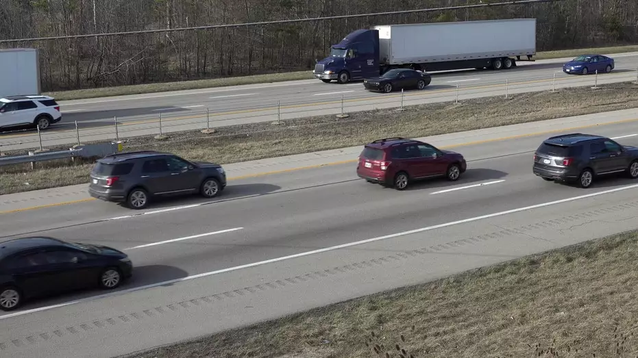 Администрация Трампа отменила гранты на 1,5 миллиарда долларов для «синих» штатов из-за сообщений о расточительстве и плохом управлении.