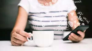 Дәрігер әлеуметтік желілердің миға әсері туралы айтты