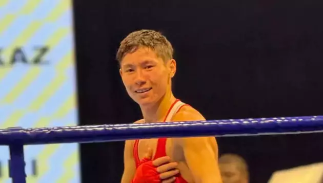 Қазақ боксшы Испанияда қарсыласын екінші раундта нокдаунға түсірді