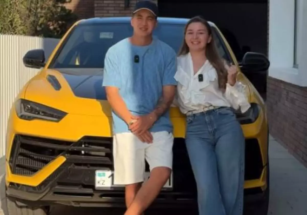 Блогеров Жанабыловых отправили под домашний арест