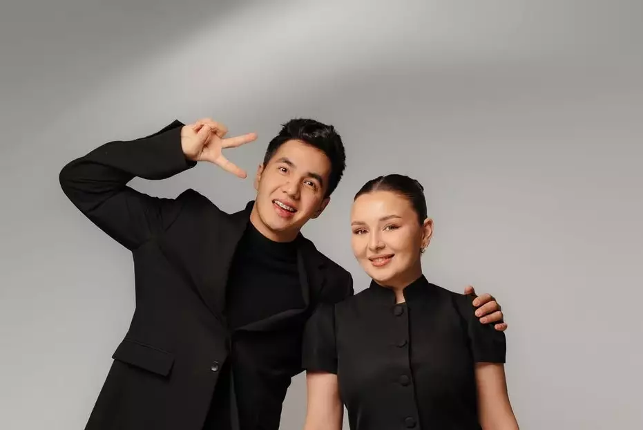 Блогеров Жанабыловых взяли под домашний арест