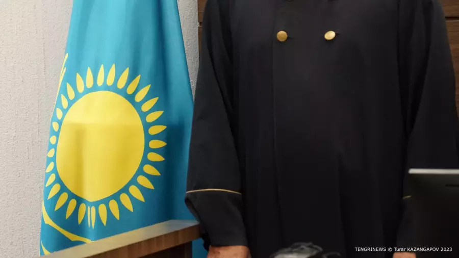 Шымкентте үй жинауға келген әйелді өлтірді деп айыпталған жасөспірімнің ісі қайта қаралып жатыр