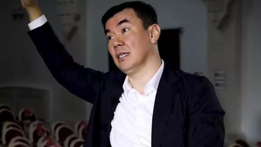 Тіл мәселесі туралы пікірін айтқан Қоянбаев жұрттан сөз естіп қалы