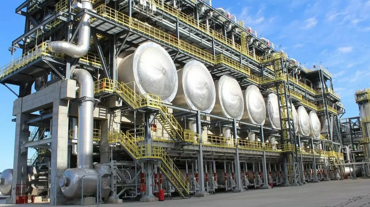 "Татнефть" вышла из проекта "Бутадиен" в Казахстане на $1 млрд