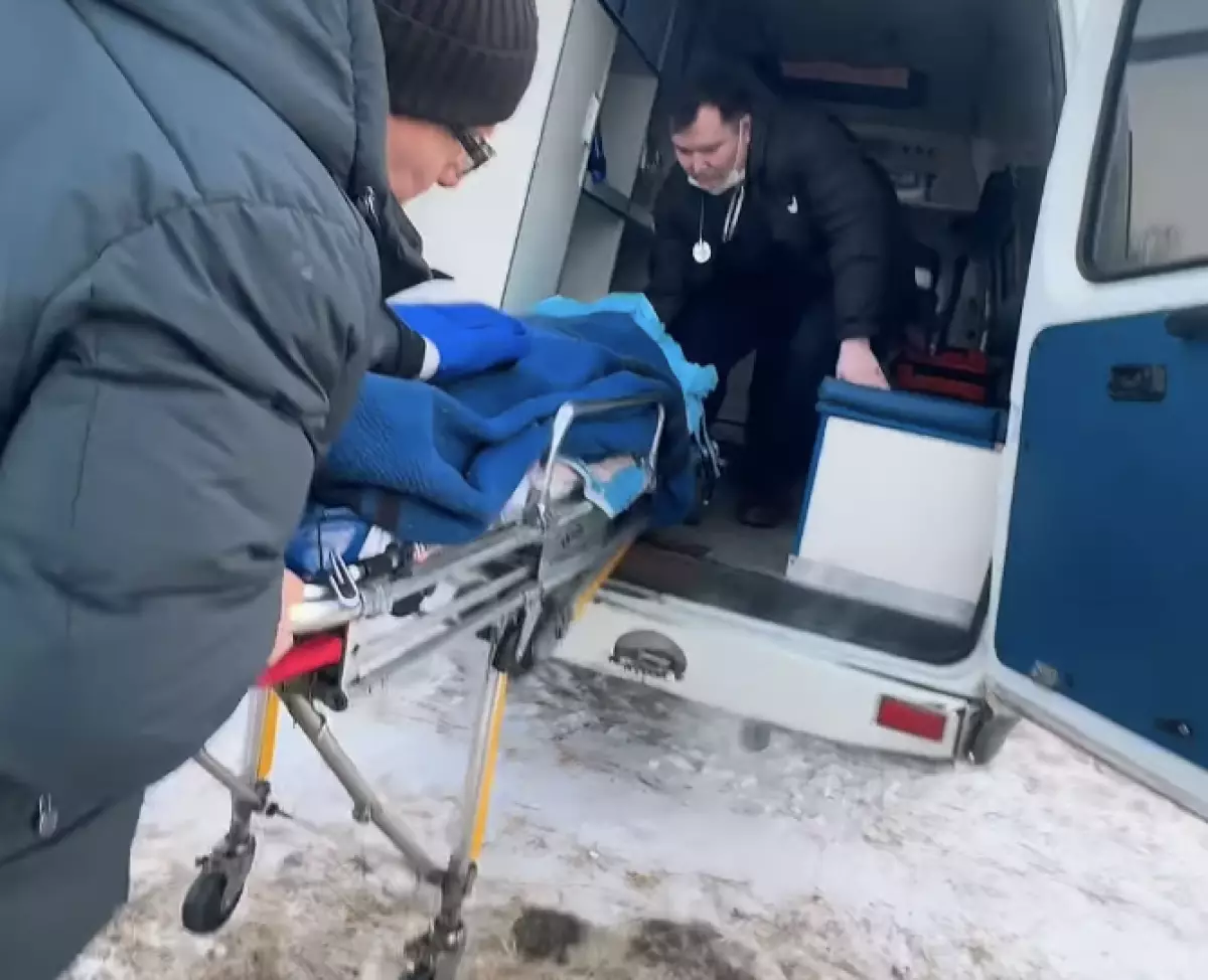 «Жағдайы өте ауыр»: Петропавлда 16 жастағы оқушы сірке суын ішіп қойған (ВИДЕО)