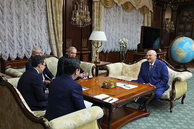 Лукашенко: Беларусь и Казахстан имеют одинаковые взгляды на развитие мира