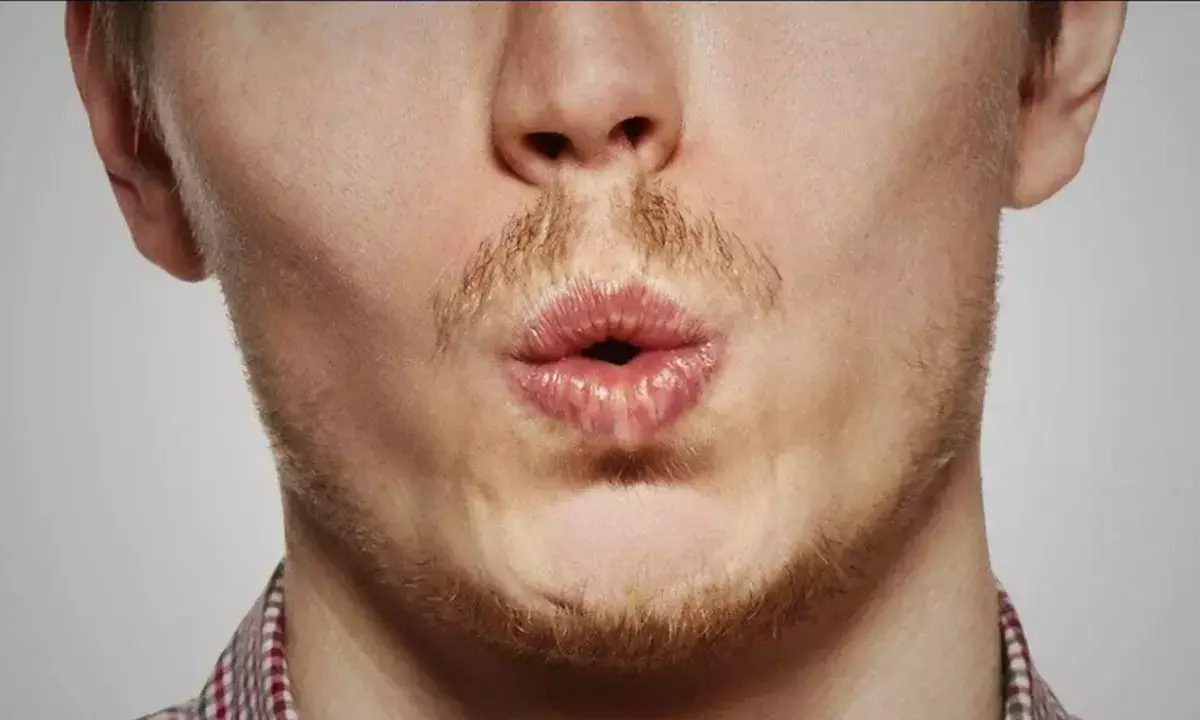 Почему нельзя свистеть в доме: реальная причина, а не суеверие - новости на Lada.kz 05.02.2026