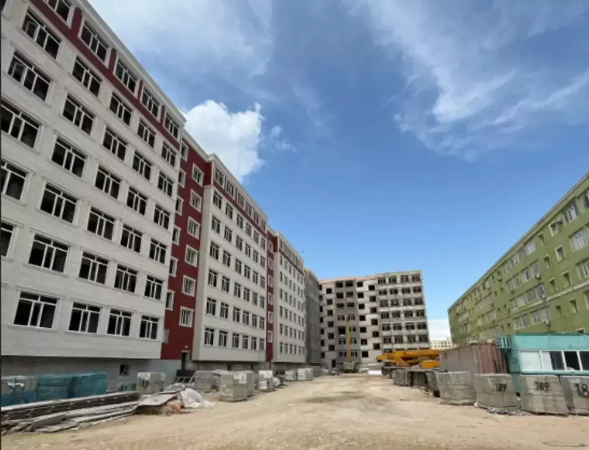 Квартиры или деньги: дольщики в Актау требуют обратить внимание на их проблему - новости на Lada.kz 05.02.2026