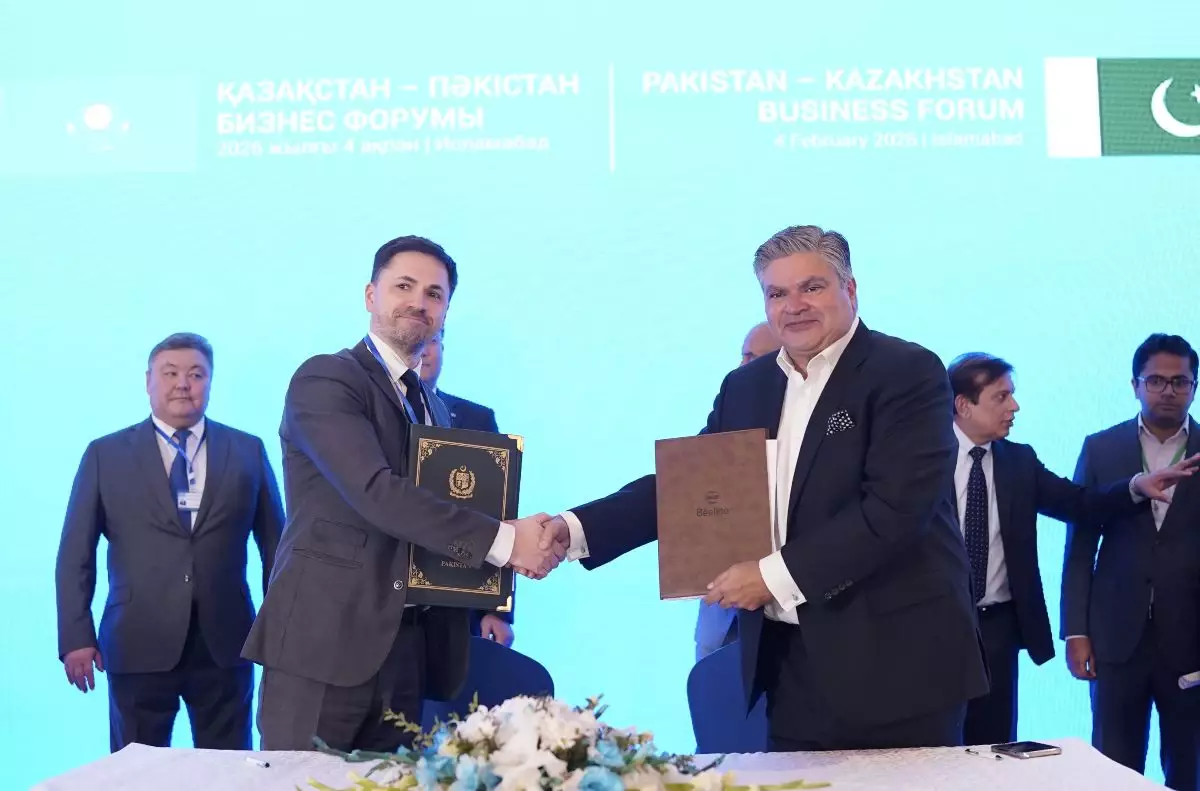 Қазақстан мен Пәкістан ұлттық LLM әзірлеу бойынша ортақ жобаны іске қосады