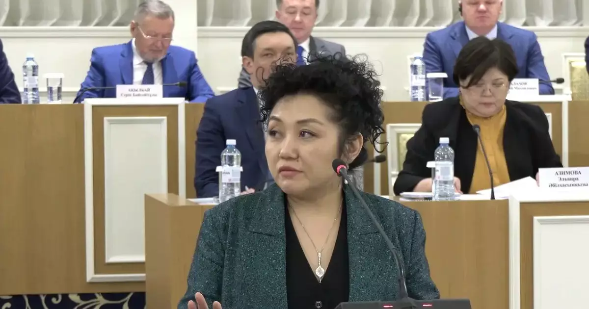  Жаңа Конституцияда қазақстандықтарды мемлекеттік органдардың заңсыз әрекеттерінен қорғау ұсынылды 