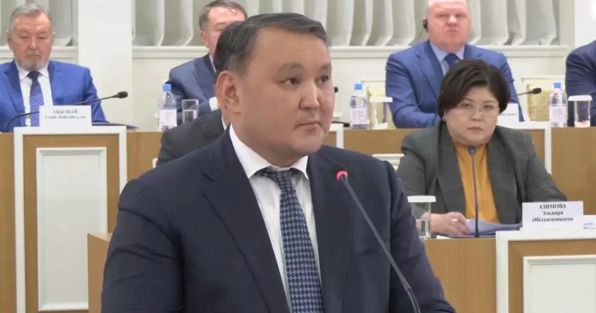  Терминдер жүйеленіп, қазақ тілі заңдылығына сай жазылған – Талғат Нәрікбаев жаңа Конституцияның ерекшелігін атады 