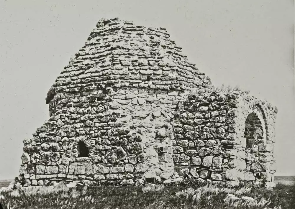 Кто такой Тура-хан?