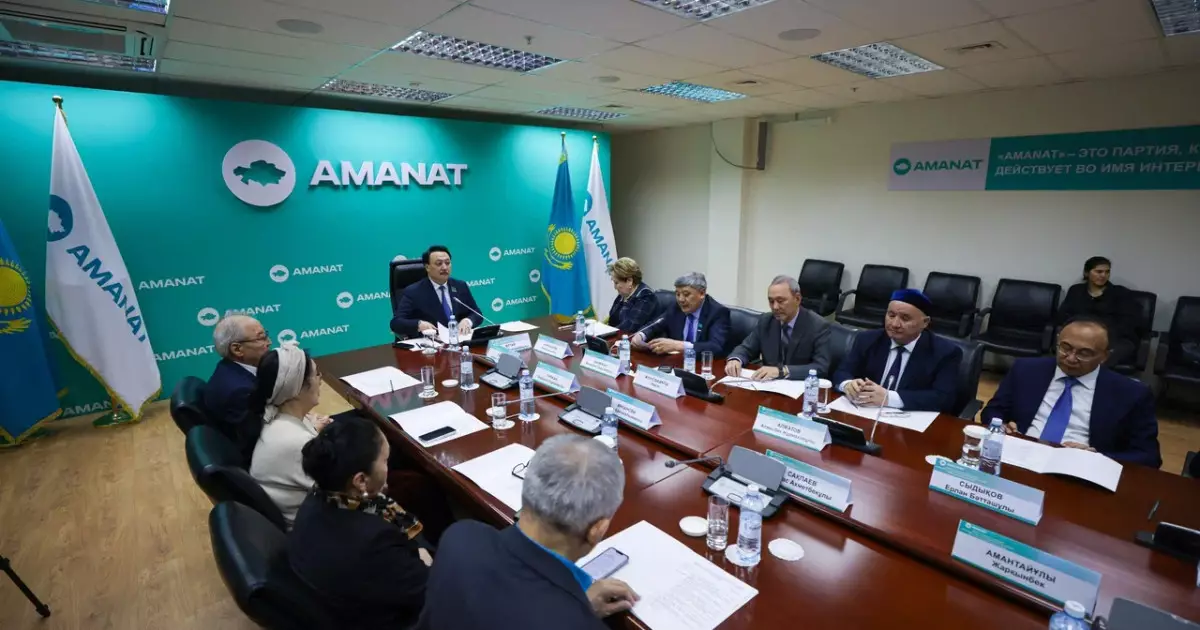   Аманжол Әлтай: Ата Заңды талқылау халықпен бірге жүргізіліп отырғаны – бүгінгі реформаның басты ерекшелігі   