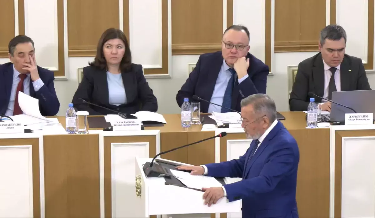 Известный юрист поддержал предложение напрямую закрепить в Конституции право на возмещение вреда